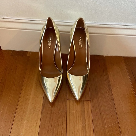 NEW Aquazzura Gold Pumps - Picture 2 of 12